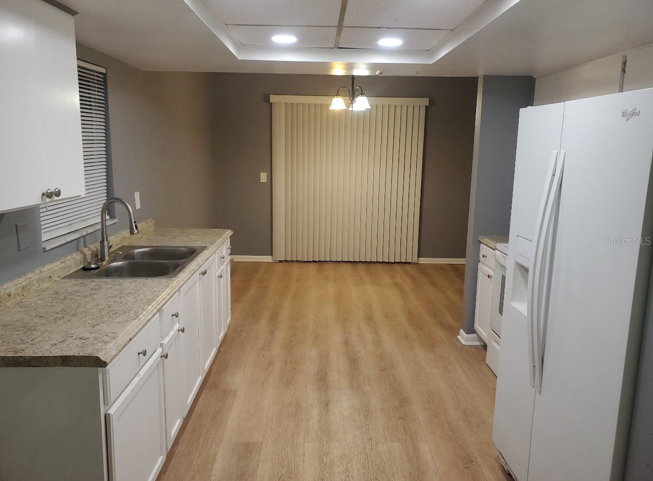 Image 3 of 5 For 8211 Clermont Street