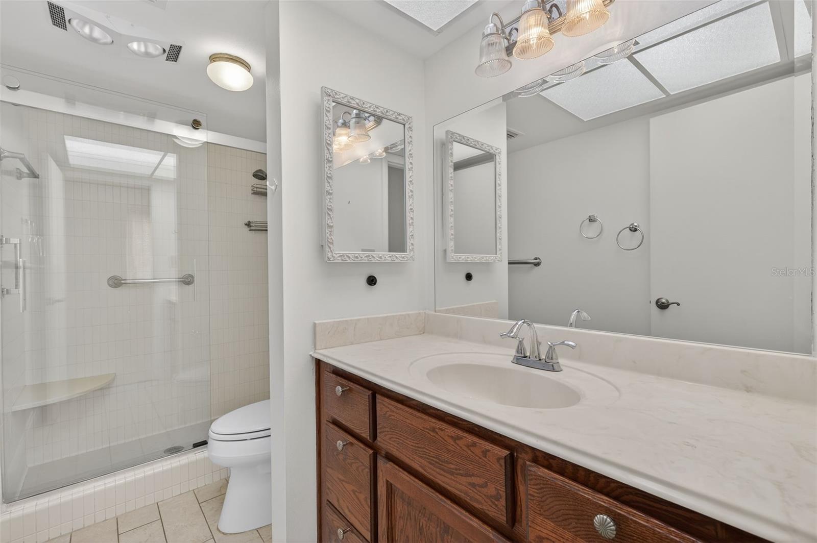 Image 20 of 49 For 1012 Pearce Drive 110