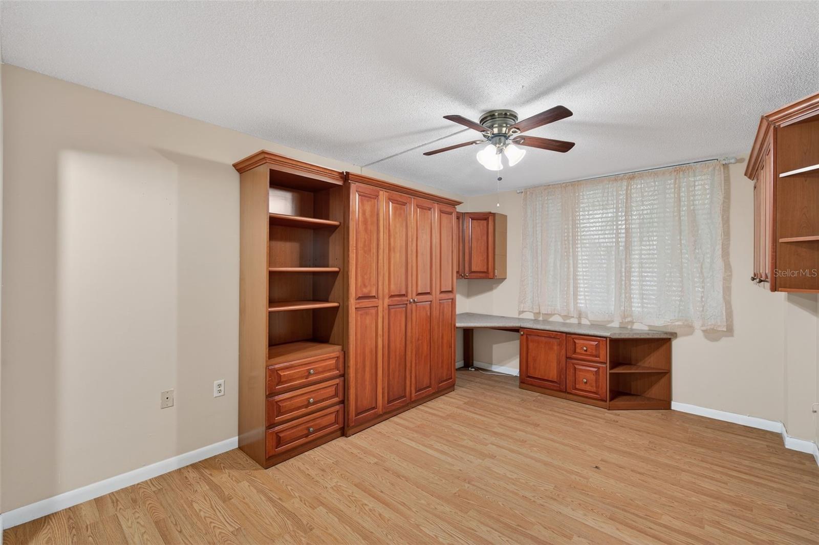 Image 22 of 49 For 1012 Pearce Drive 110