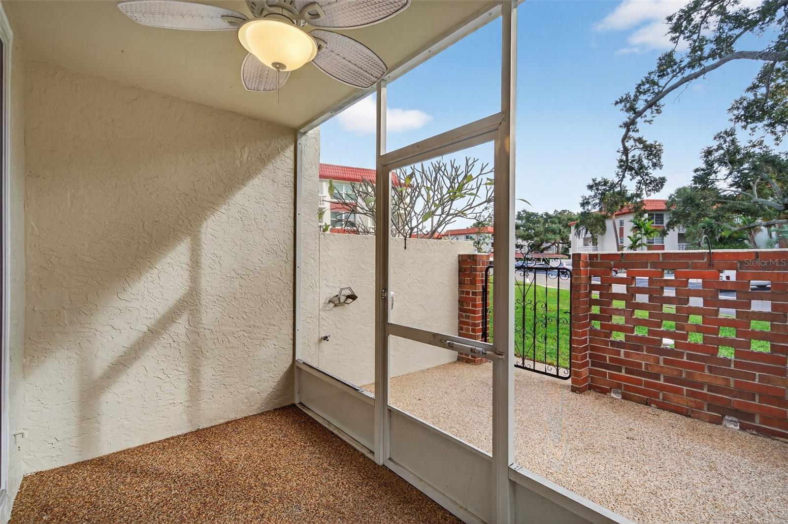 Image 33 of 49 For 1012 Pearce Drive 110