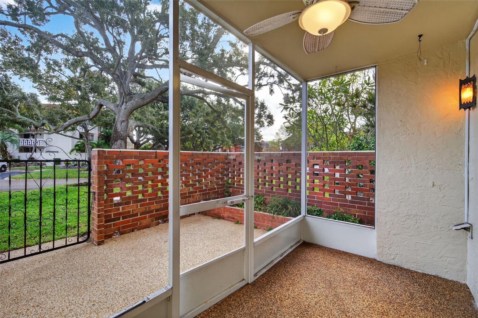 Image 34 of 49 For 1012 Pearce Drive 110