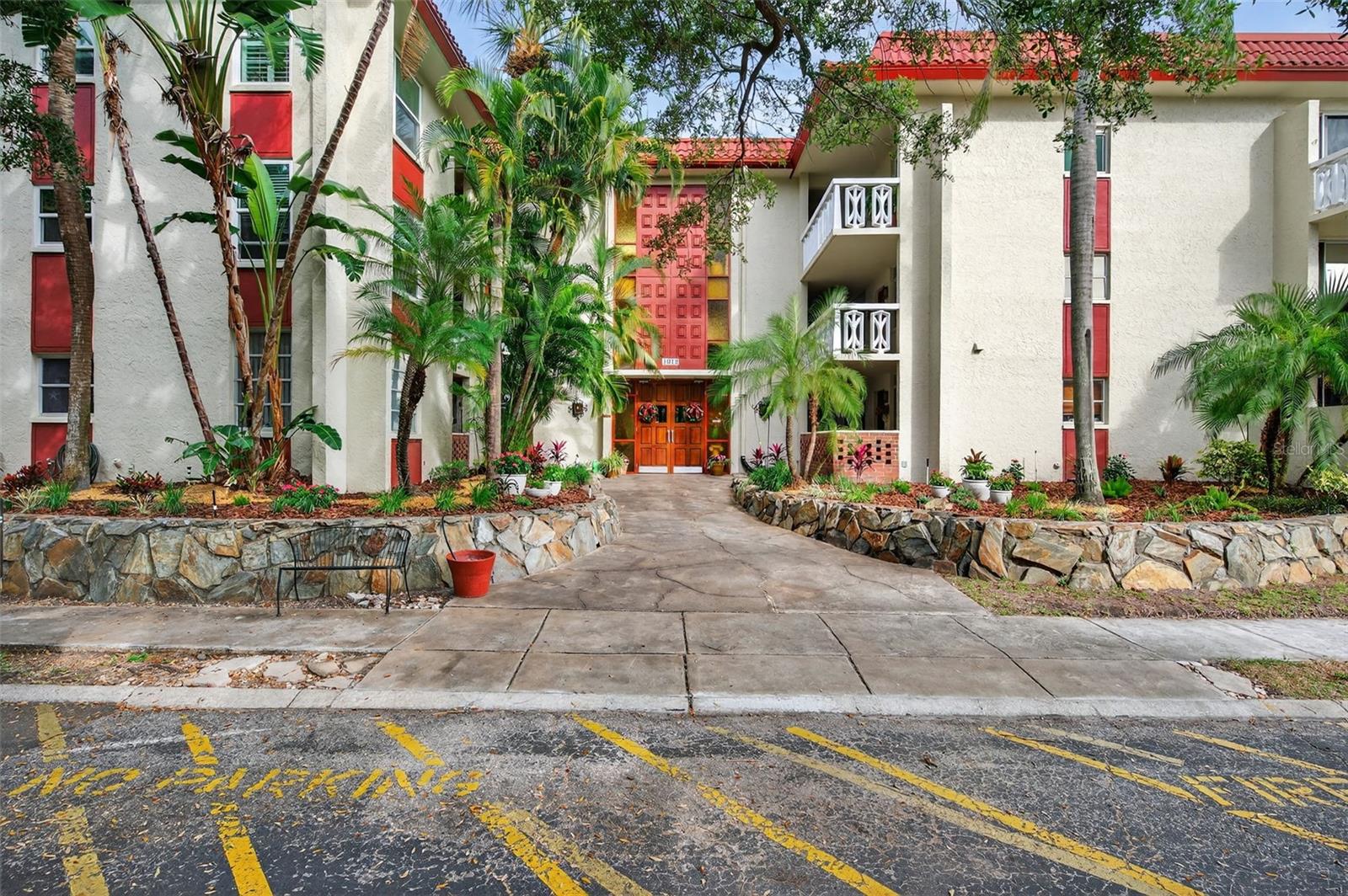 Image 39 of 49 For 1012 Pearce Drive 110