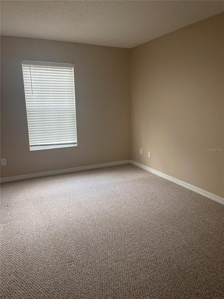 Image 19 of 24 For 4153 Winding River Way