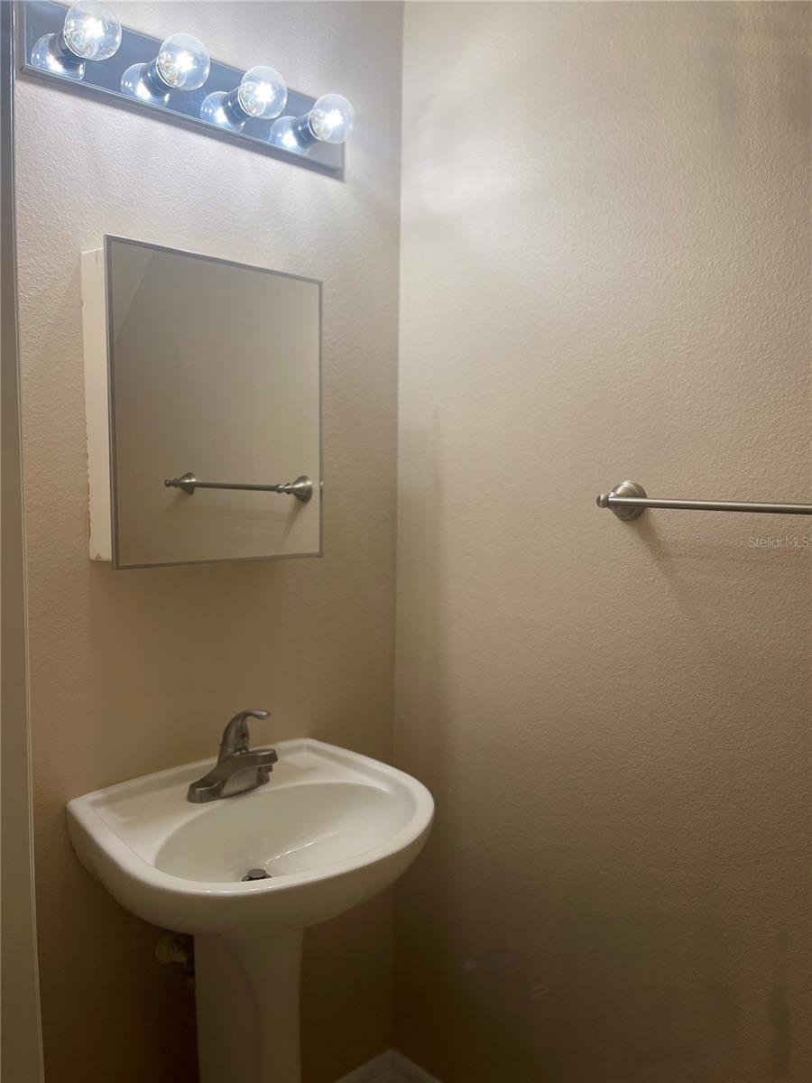 Image 6 of 24 For 4153 Winding River Way