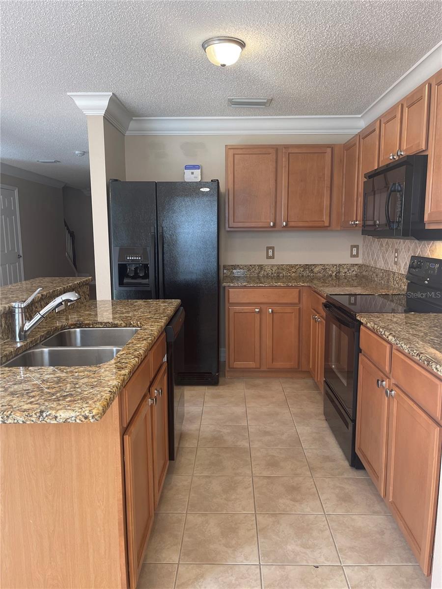 Image 9 of 24 For 4153 Winding River Way