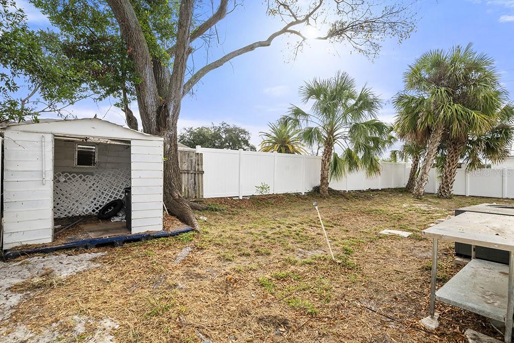 Image 29 of 30 For 9732 Warrick Street