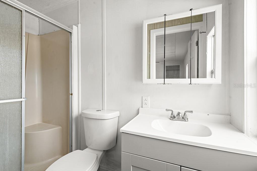 Image 8 of 30 For 9732 Warrick Street