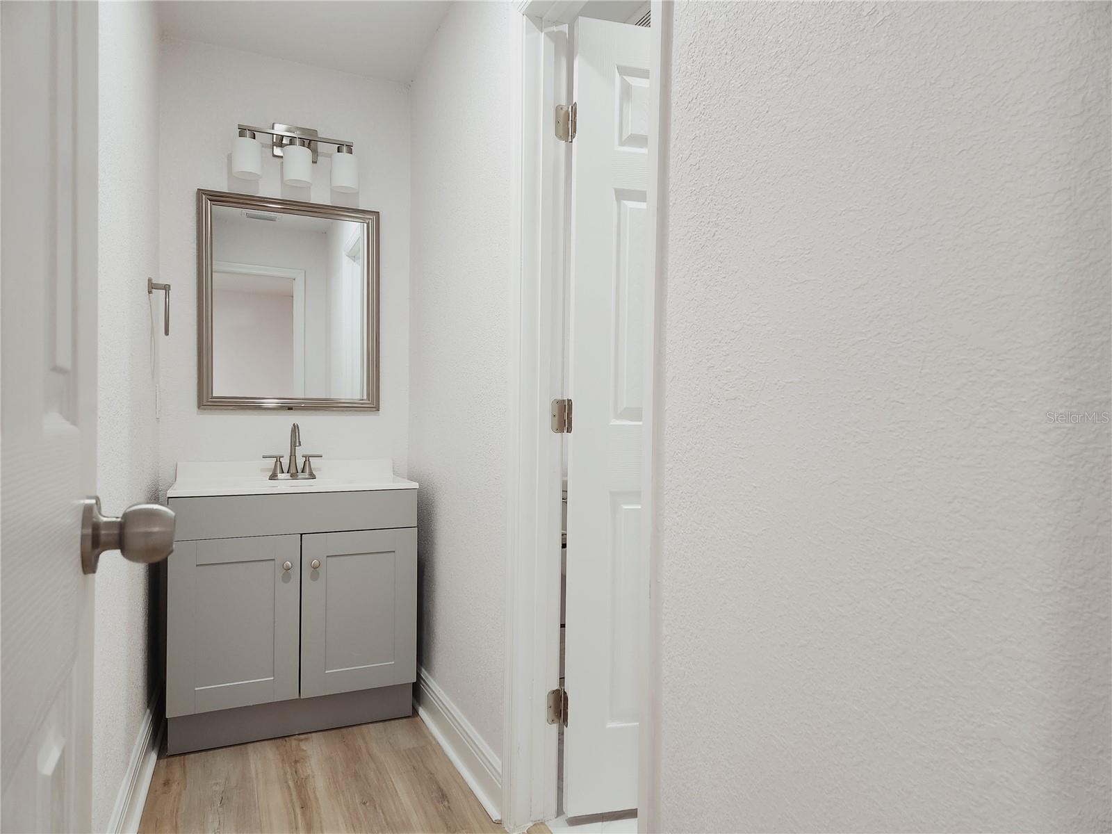 Image 29 of 63 For 8917 Highland Avenue