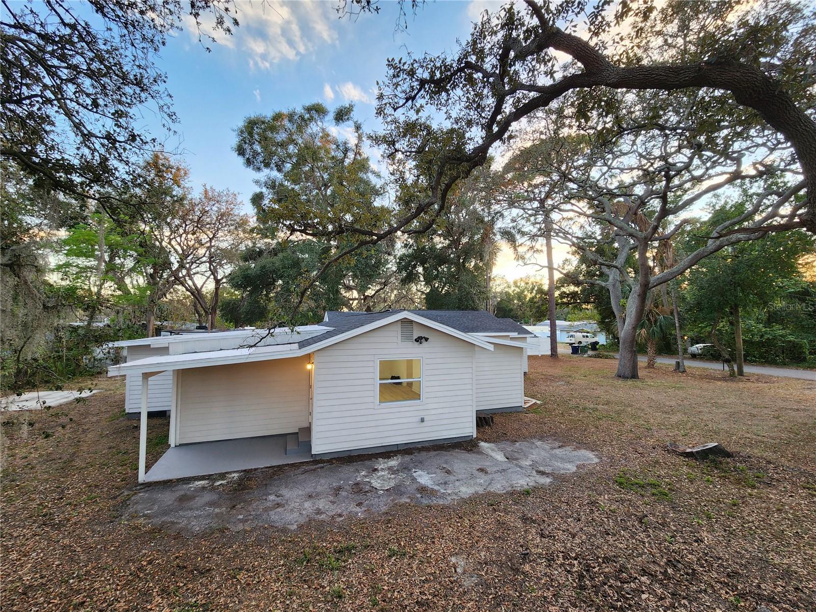 Image 54 of 63 For 8917 Highland Avenue