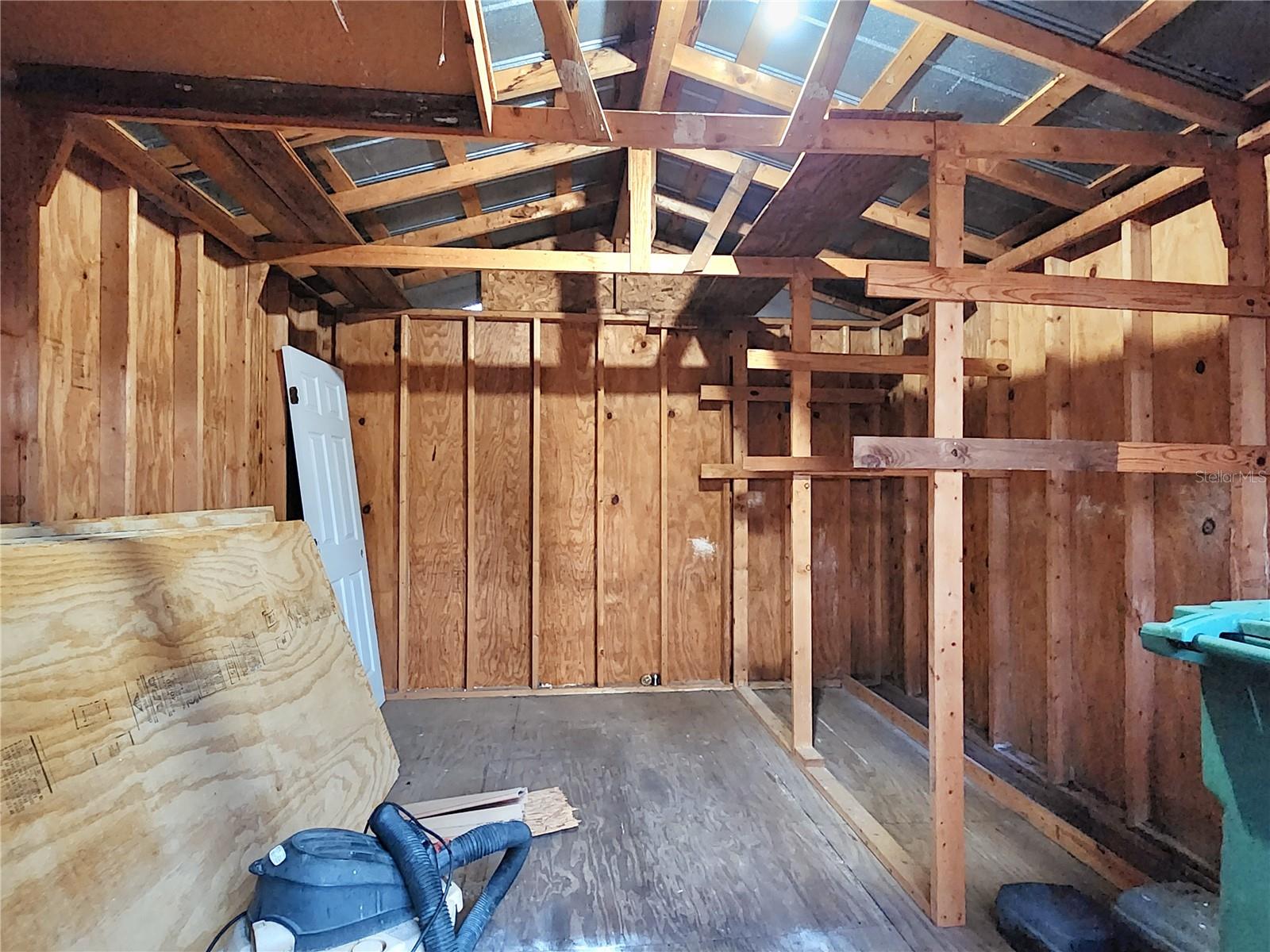 Image 60 of 63 For 8917 Highland Avenue