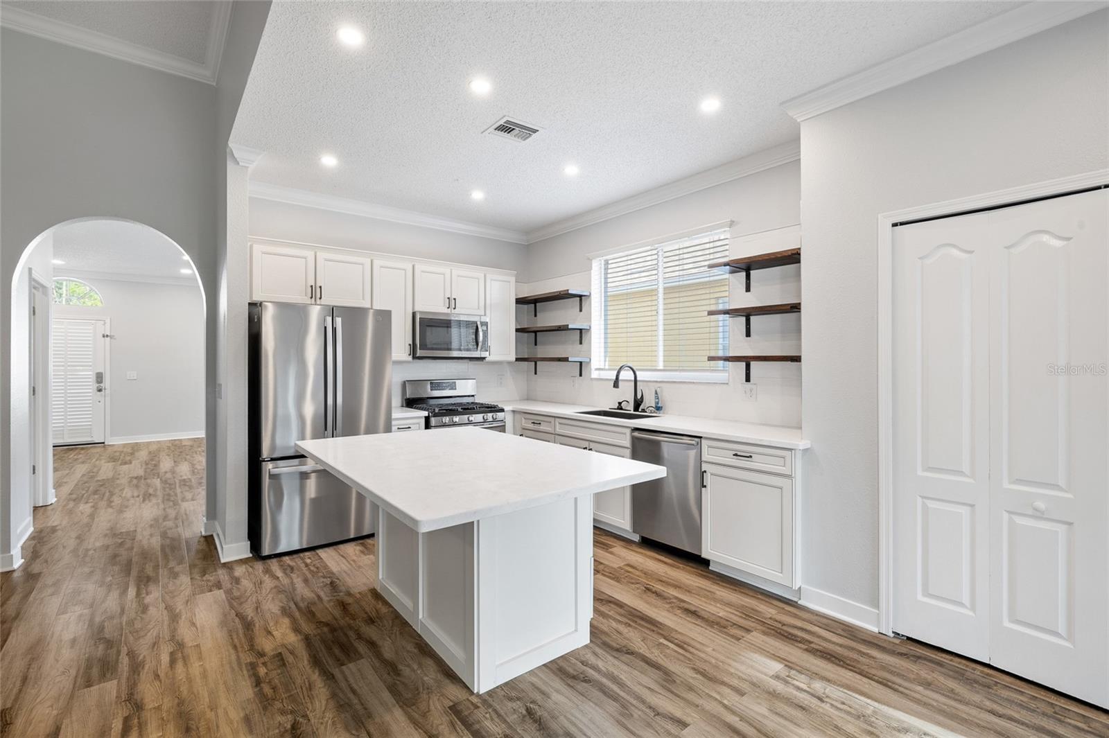 Image 10 of 47 For 12514 Sparkleberry Road