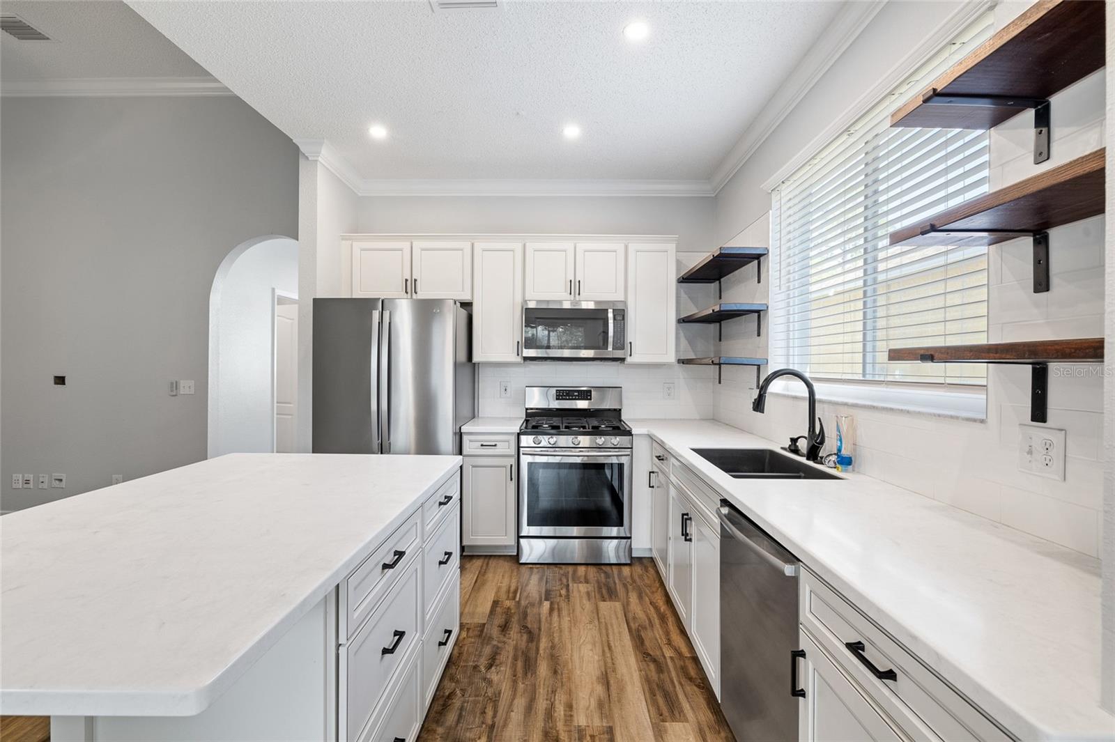 Image 12 of 47 For 12514 Sparkleberry Road