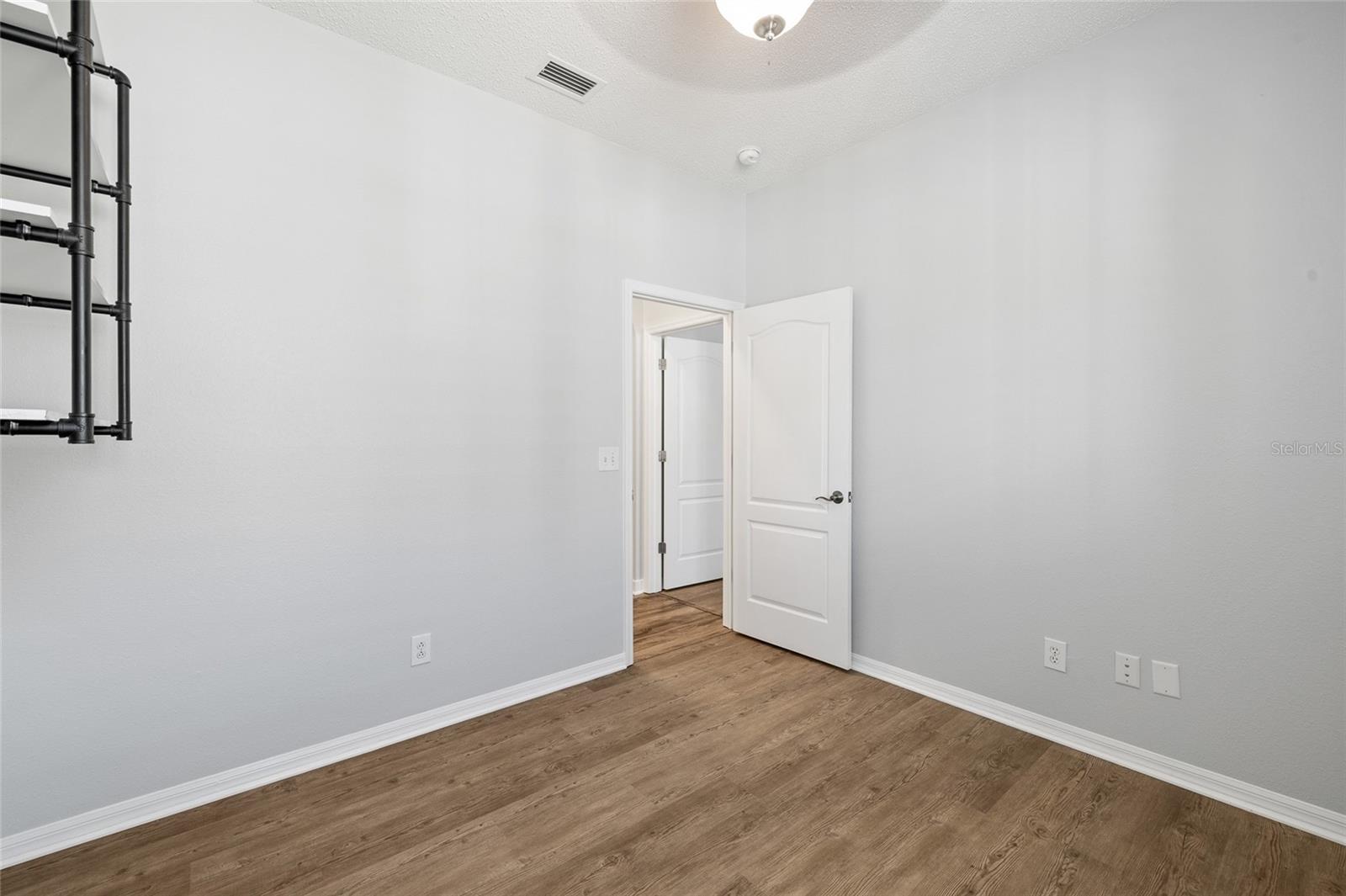 Image 38 of 47 For 12514 Sparkleberry Road