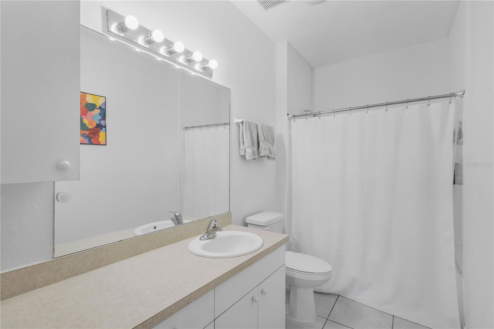 Image 17 of 43 For 4304 Bayside Village Drive 201