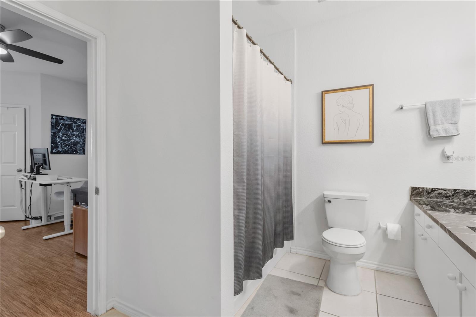 Image 21 of 43 For 4304 Bayside Village Drive 201