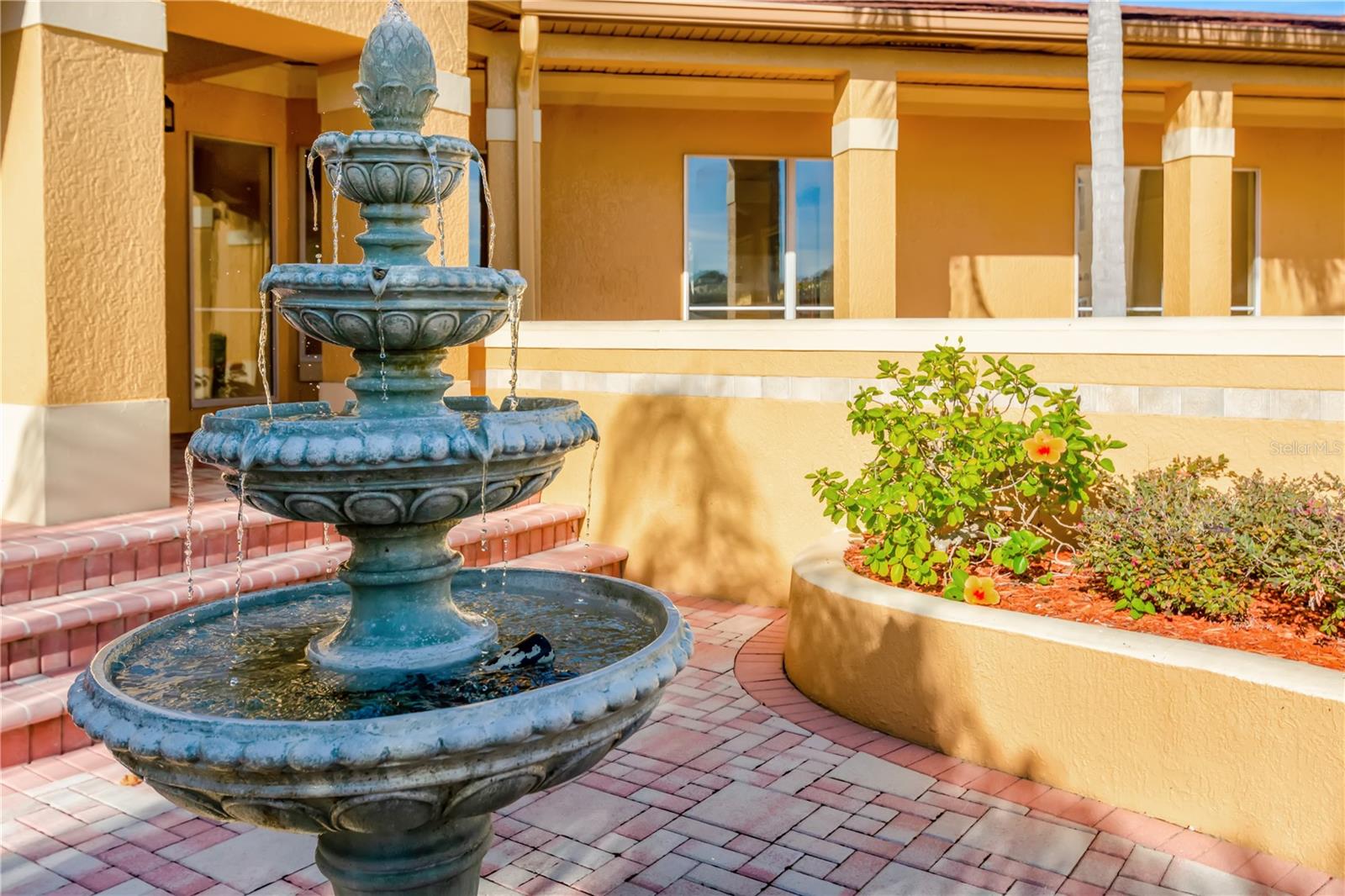 Image 27 of 43 For 4304 Bayside Village Drive 201