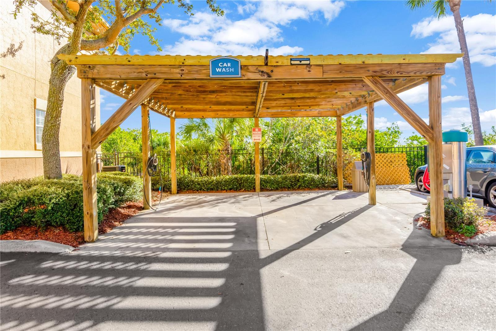 Image 28 of 43 For 4304 Bayside Village Drive 201