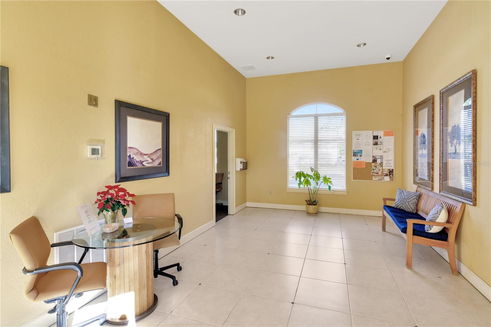 Image 33 of 43 For 4304 Bayside Village Drive 201