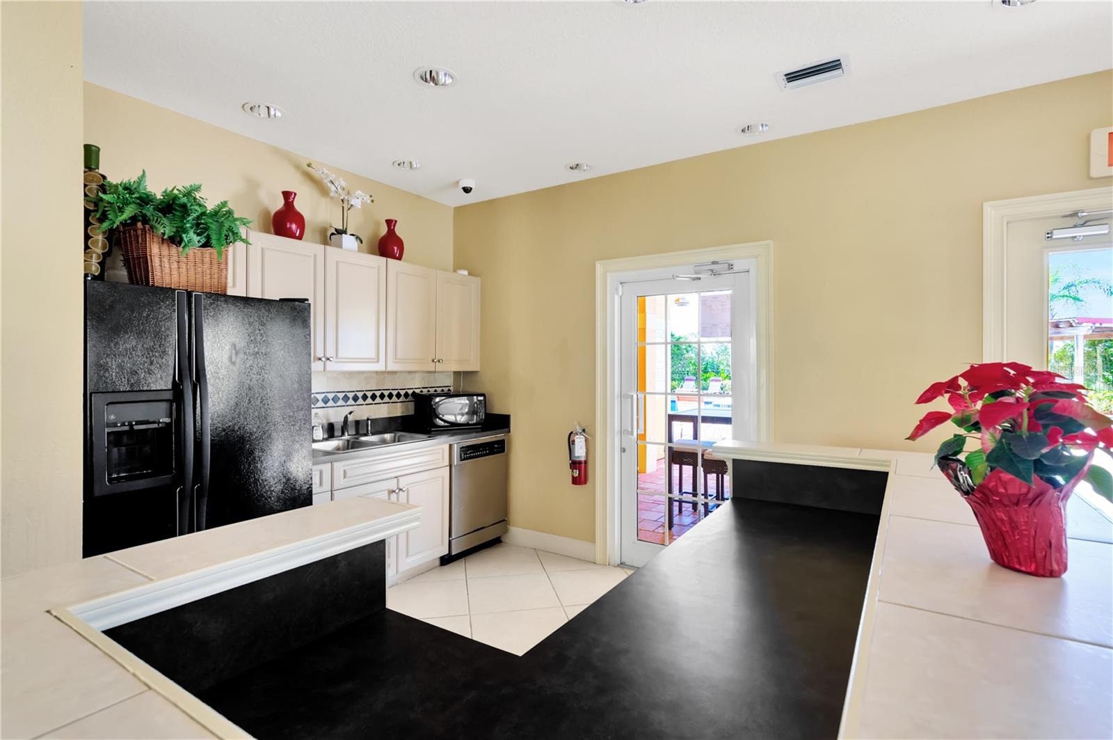 Image 37 of 43 For 4304 Bayside Village Drive 201