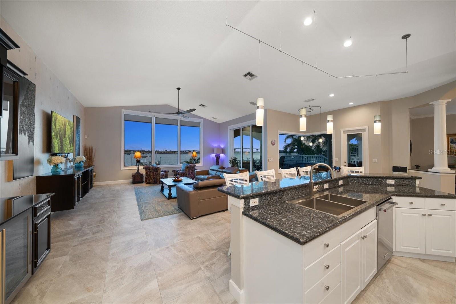 Listing photo id 8 for 14 Sunset Bay Drive