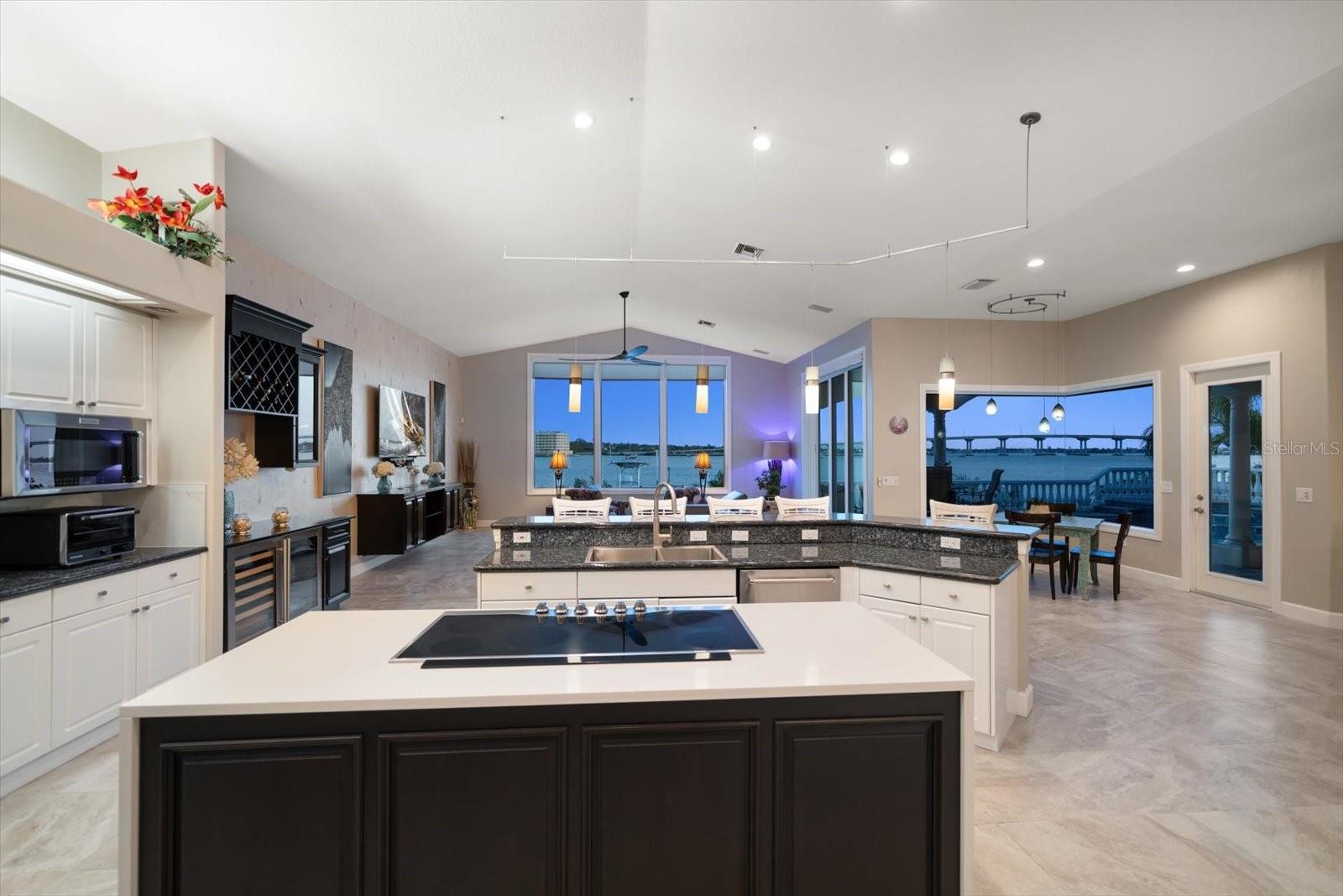 Listing photo id 10 for 14 Sunset Bay Drive