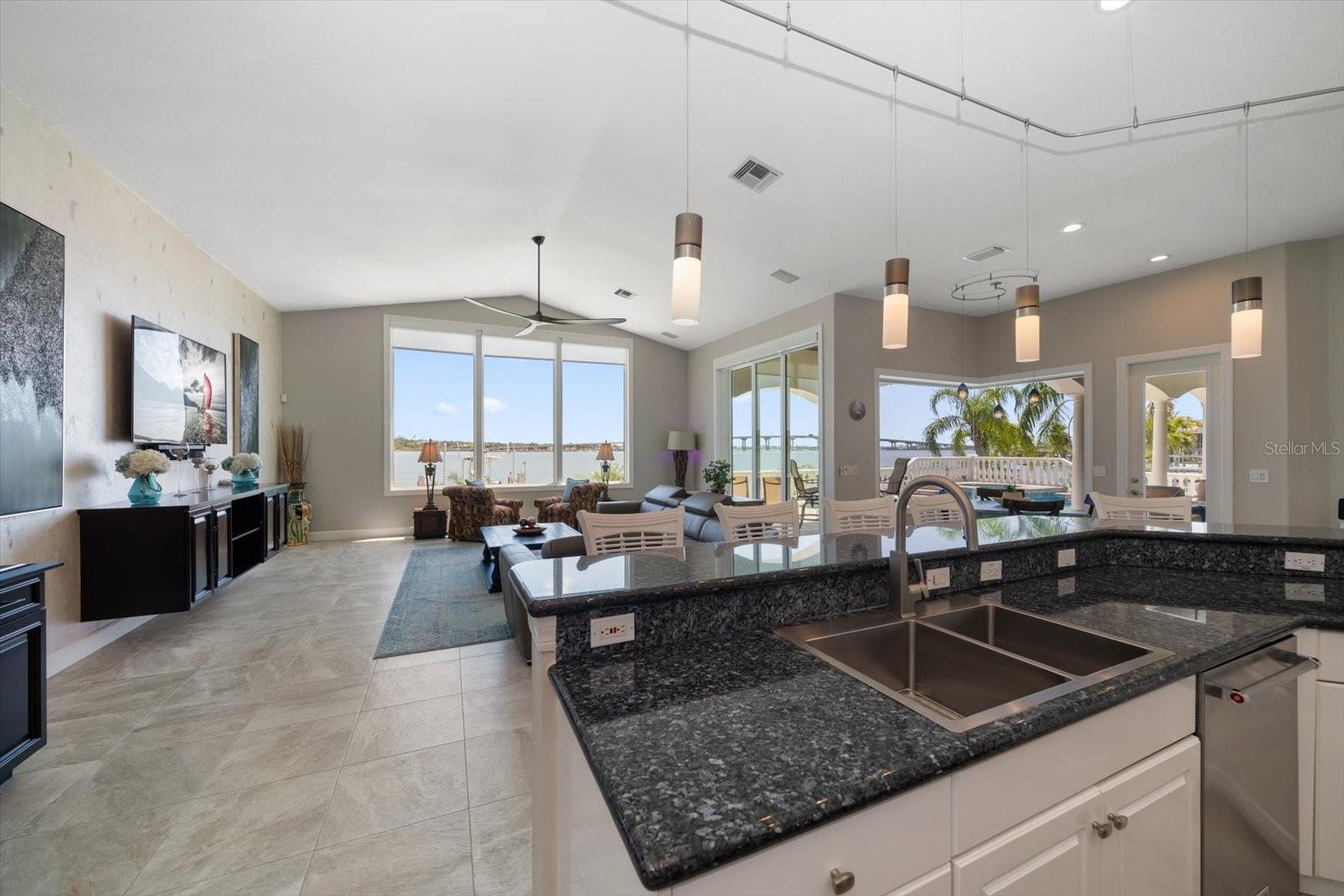 Listing photo id 11 for 14 Sunset Bay Drive