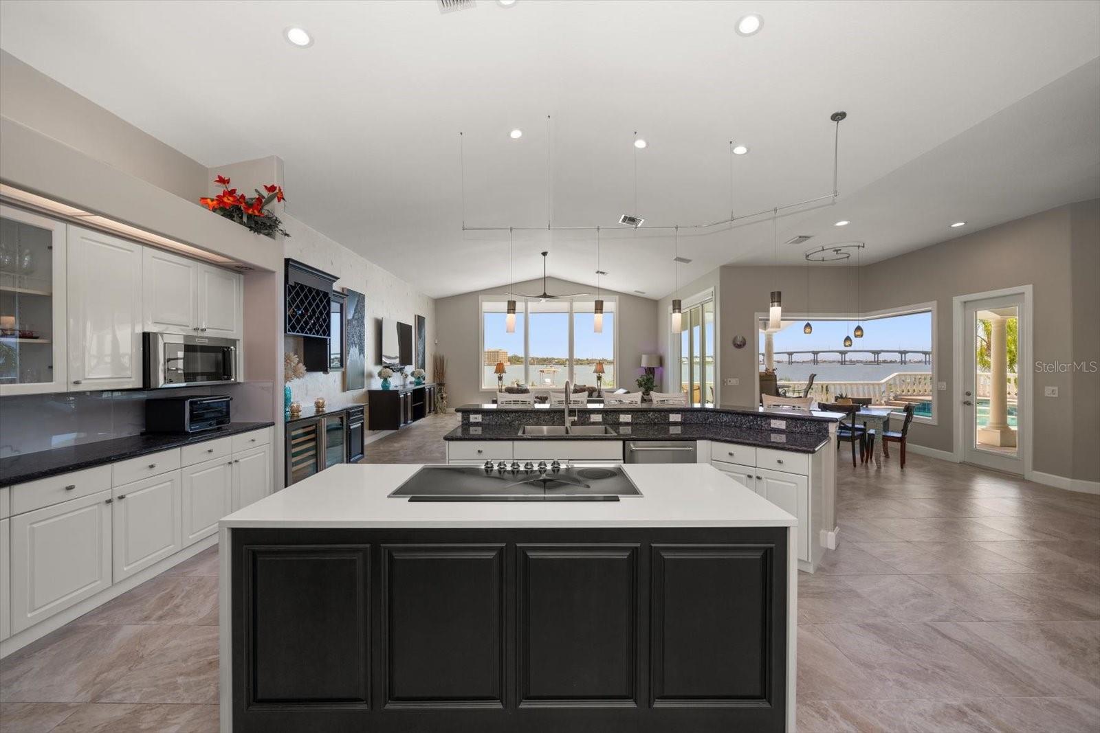 Listing photo id 31 for 14 Sunset Bay Drive