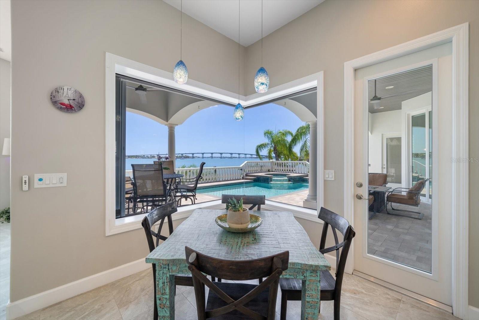 Listing photo id 35 for 14 Sunset Bay Drive