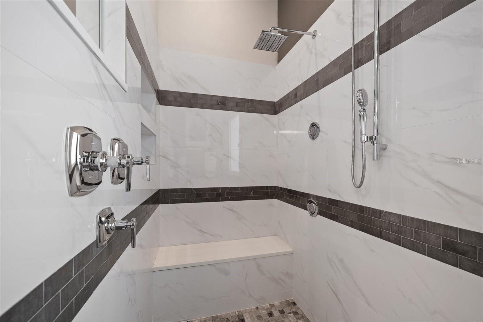 Listing photo id 44 for 14 Sunset Bay Drive