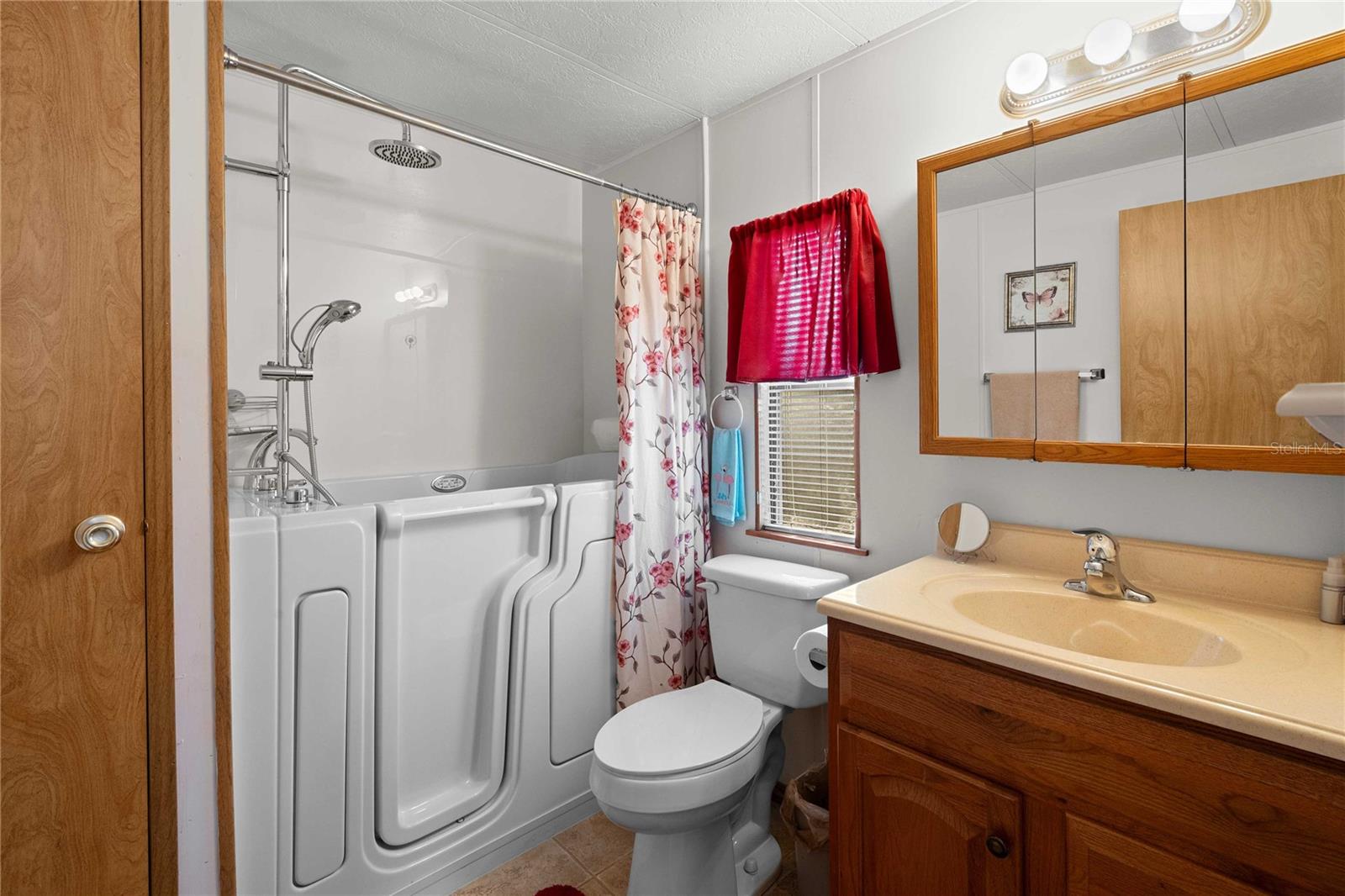 Image 19 of 29 For 37817 Granada Avenue