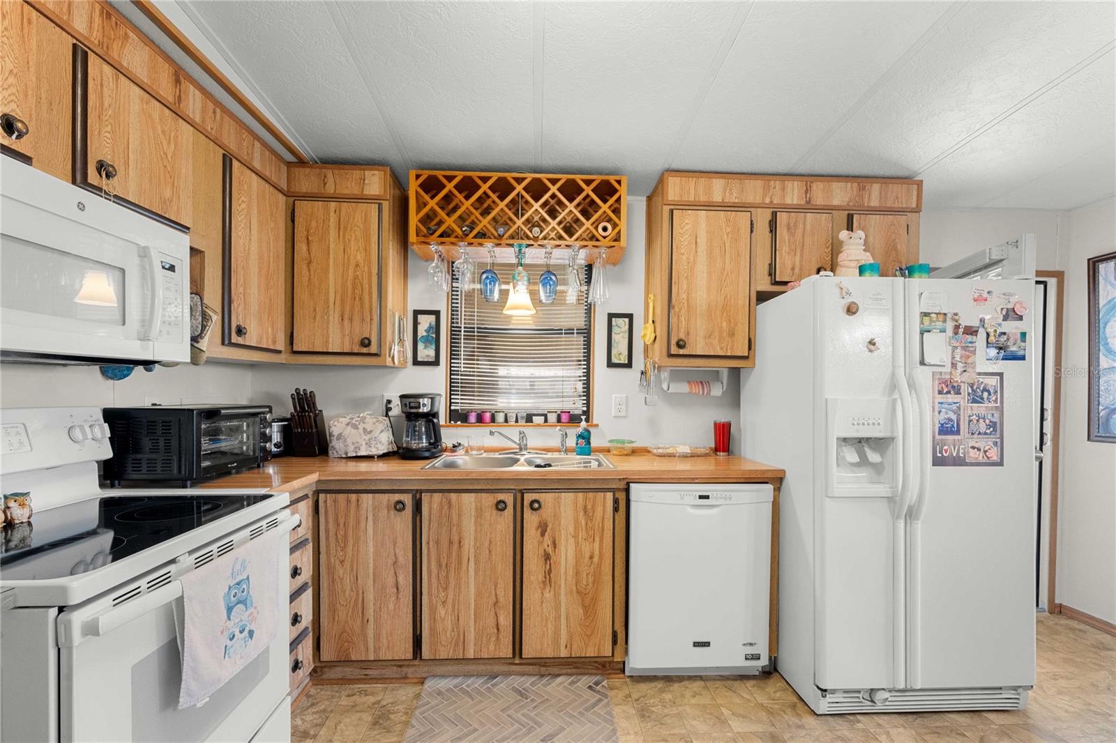 Image 8 of 29 For 37817 Granada Avenue