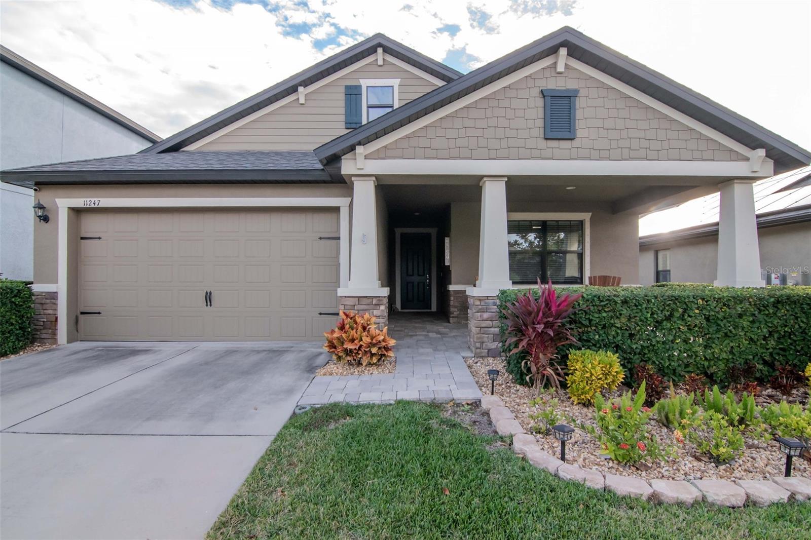 Image 4 of 22 For 11247 Paddock Manor Avenue