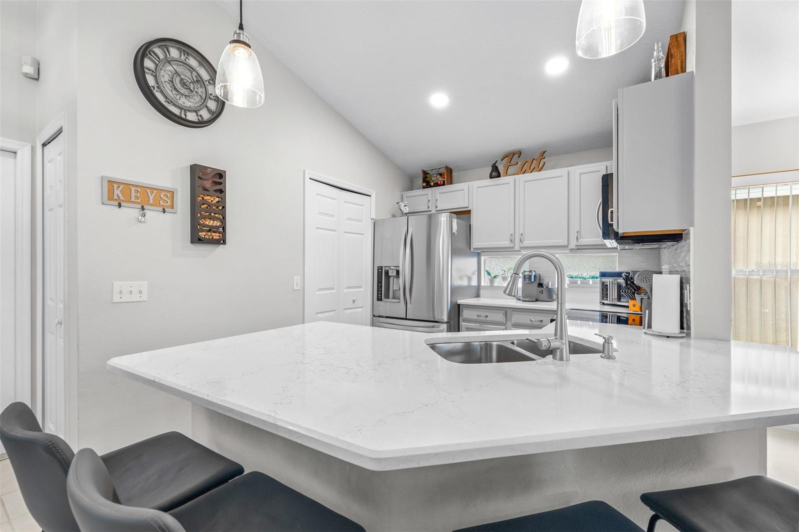 Image 23 of 41 For 22825 Sills Loop