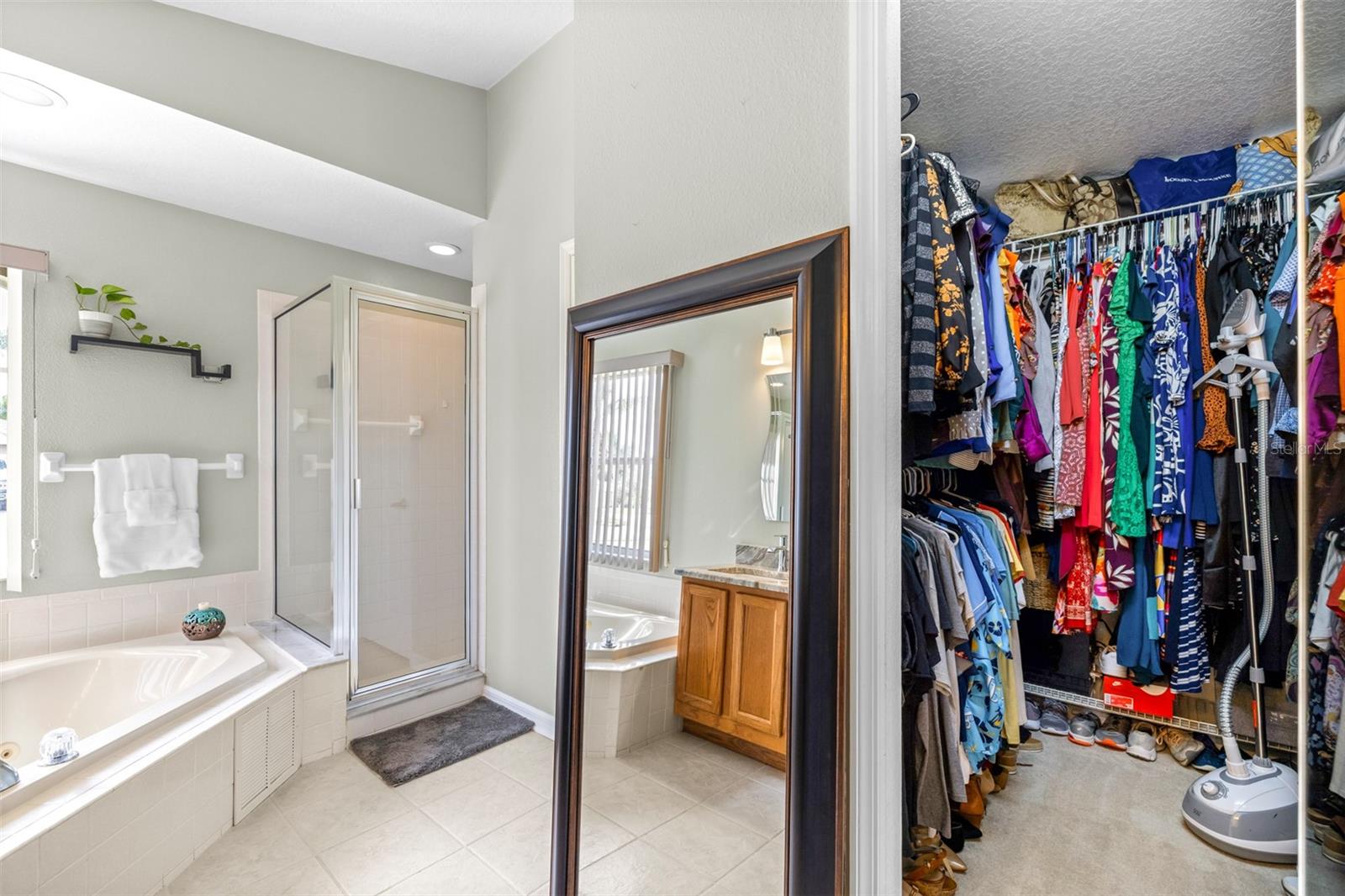 Image 33 of 41 For 22825 Sills Loop