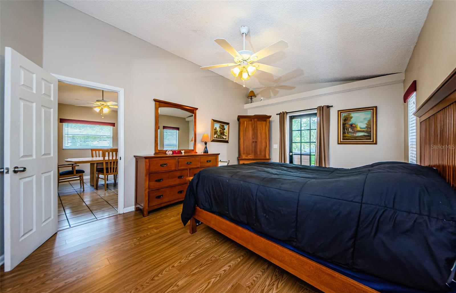 Image 25 of 47 For 2263 Curtis Drive N