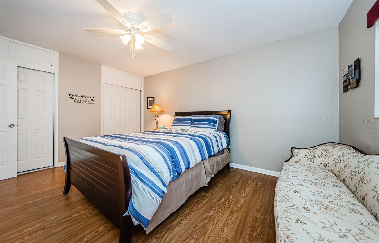 Image 33 of 47 For 2263 Curtis Drive N