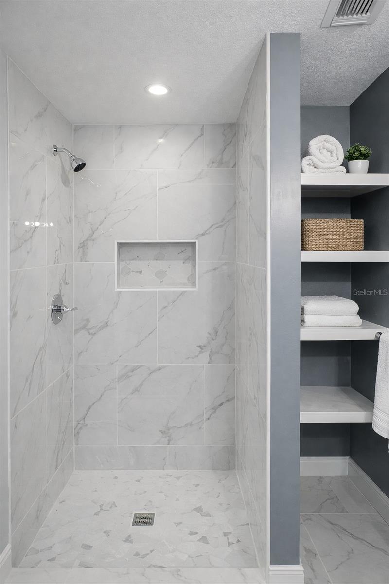 Image 7 of 16 For 3613 Deleuil Avenue