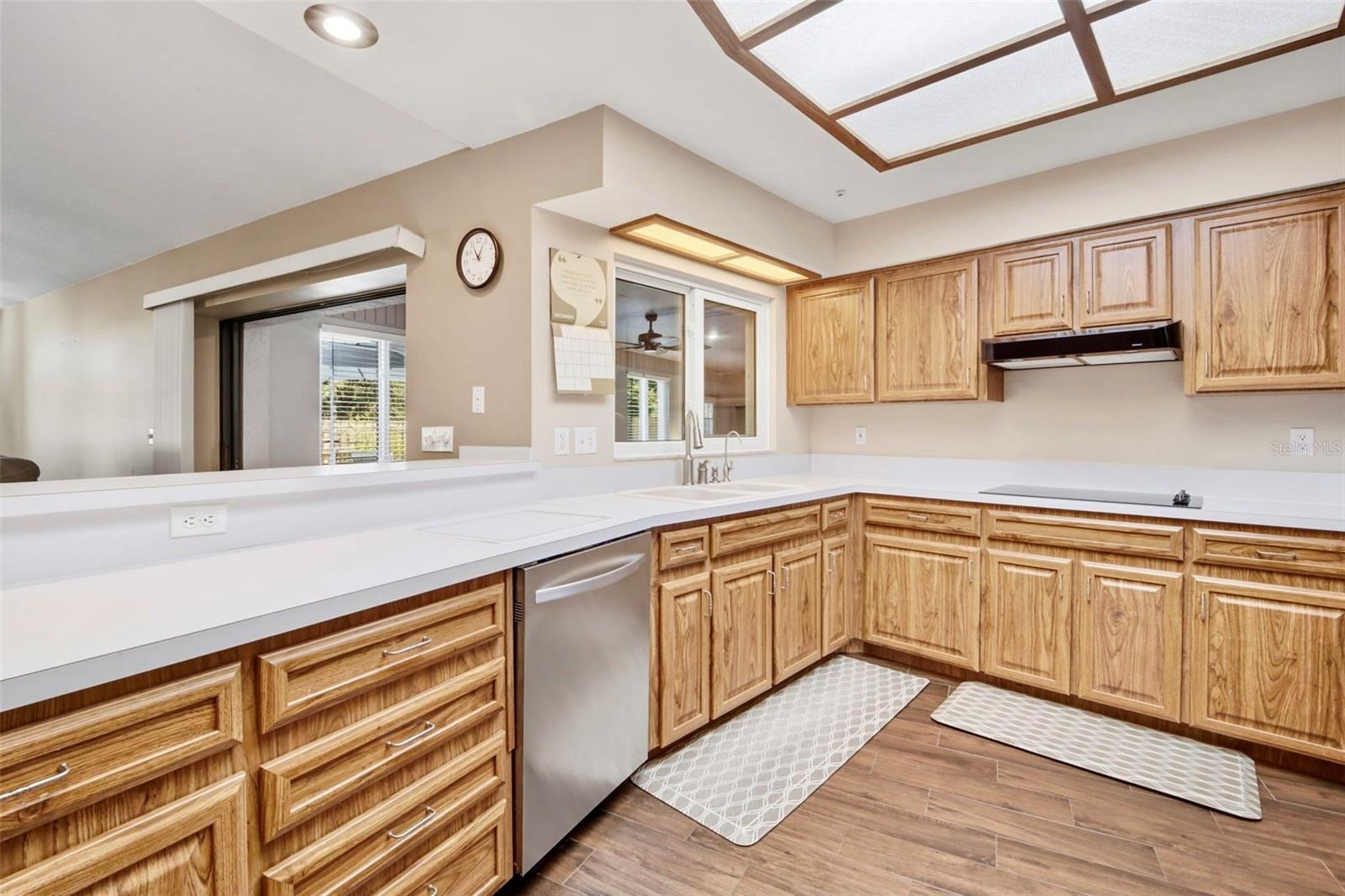 Image 32 of 54 For 6122 Wisteria Loop