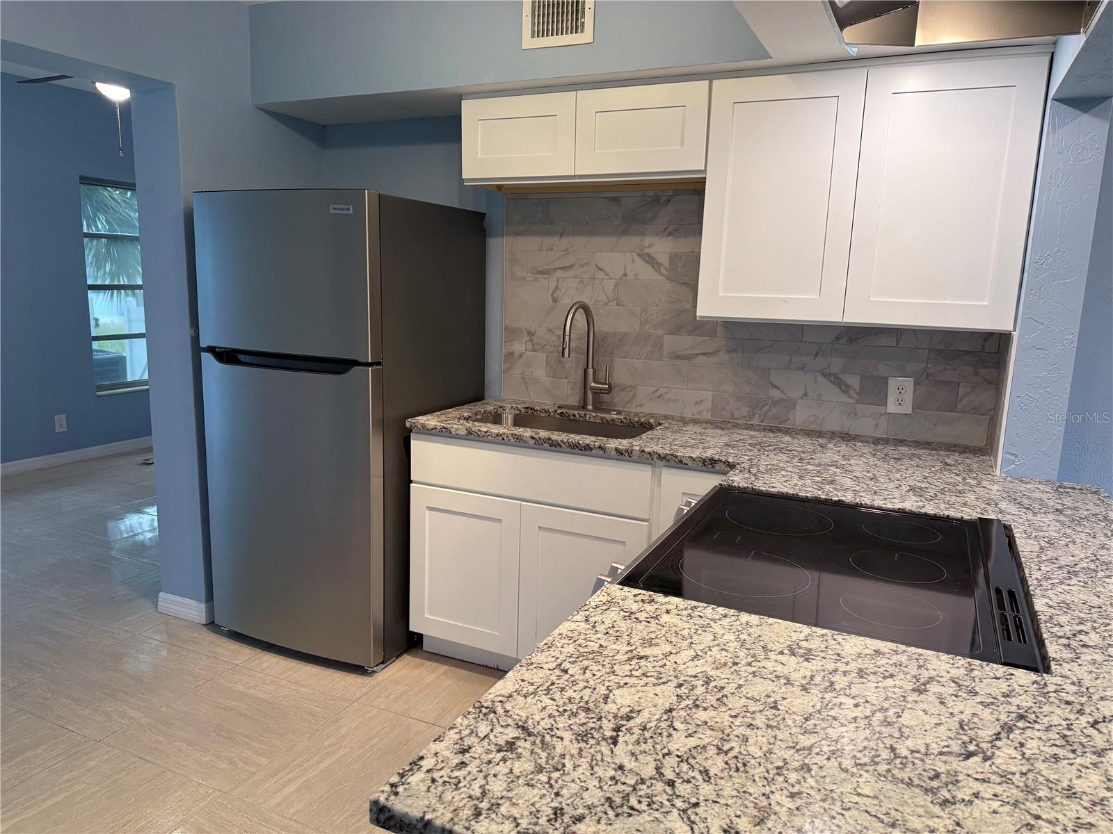 Image 2 of 13 For 4295 58th Way N 1606