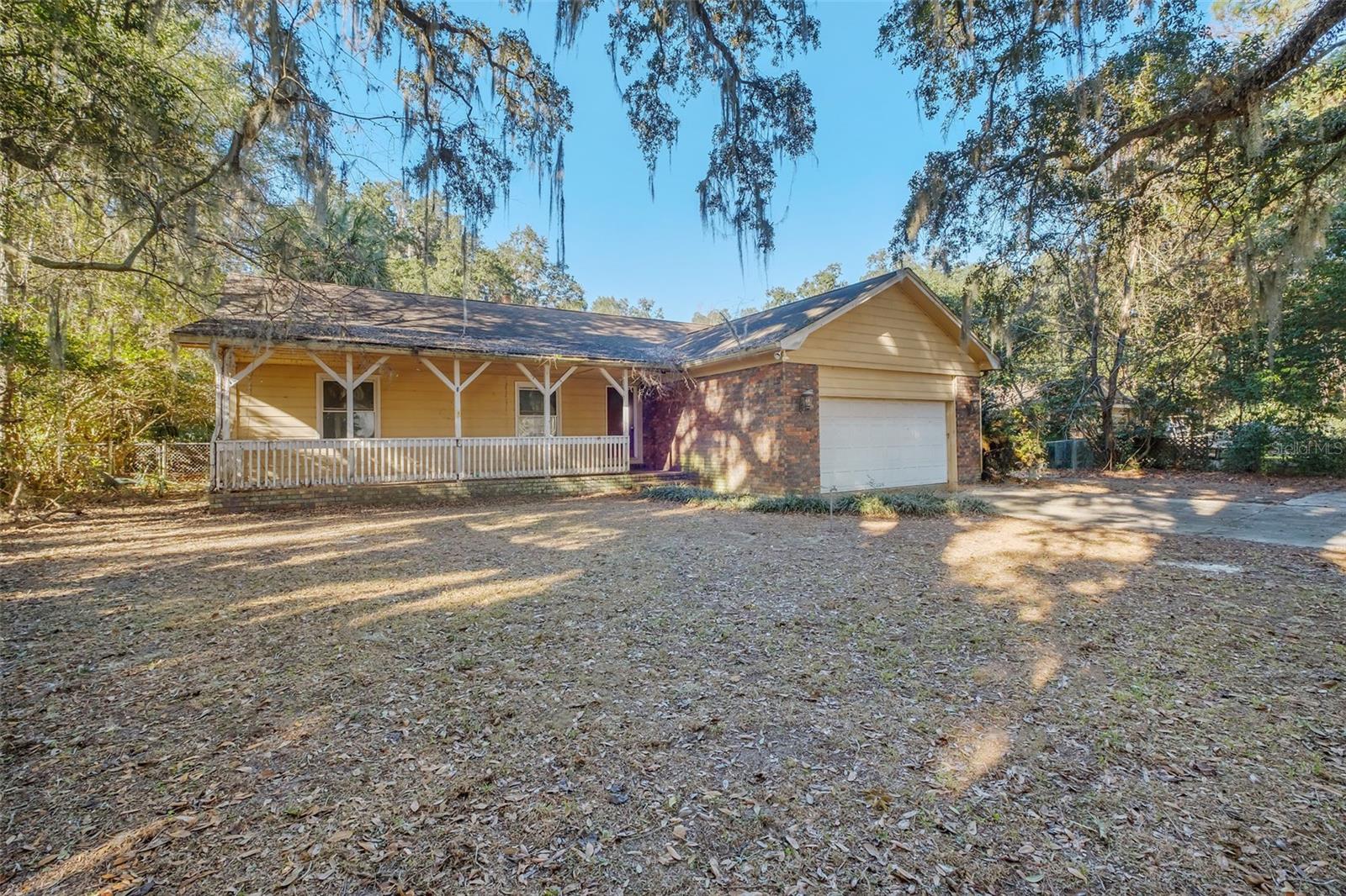 Image 6 of 25 For 1932 Queenswood Drive