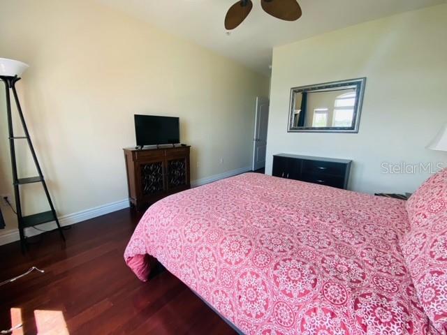 Image 15 of 23 For 2747 Via Capri 1136