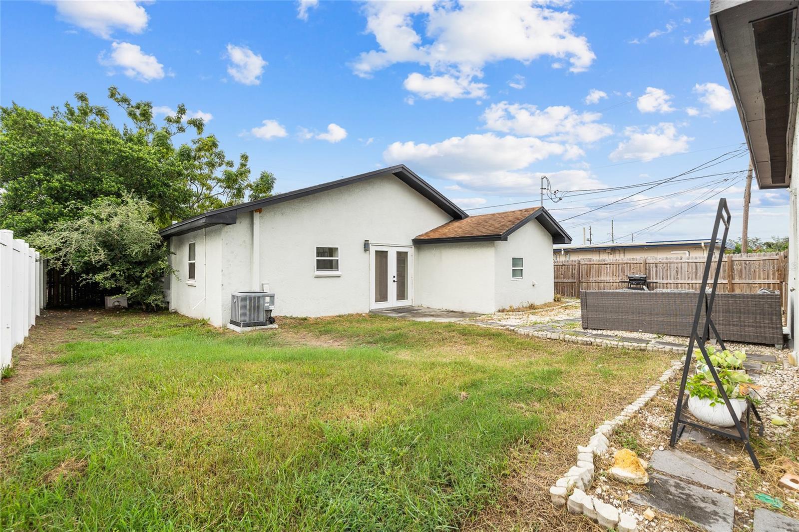 Image 29 of 38 For 4920 30th Avenue N