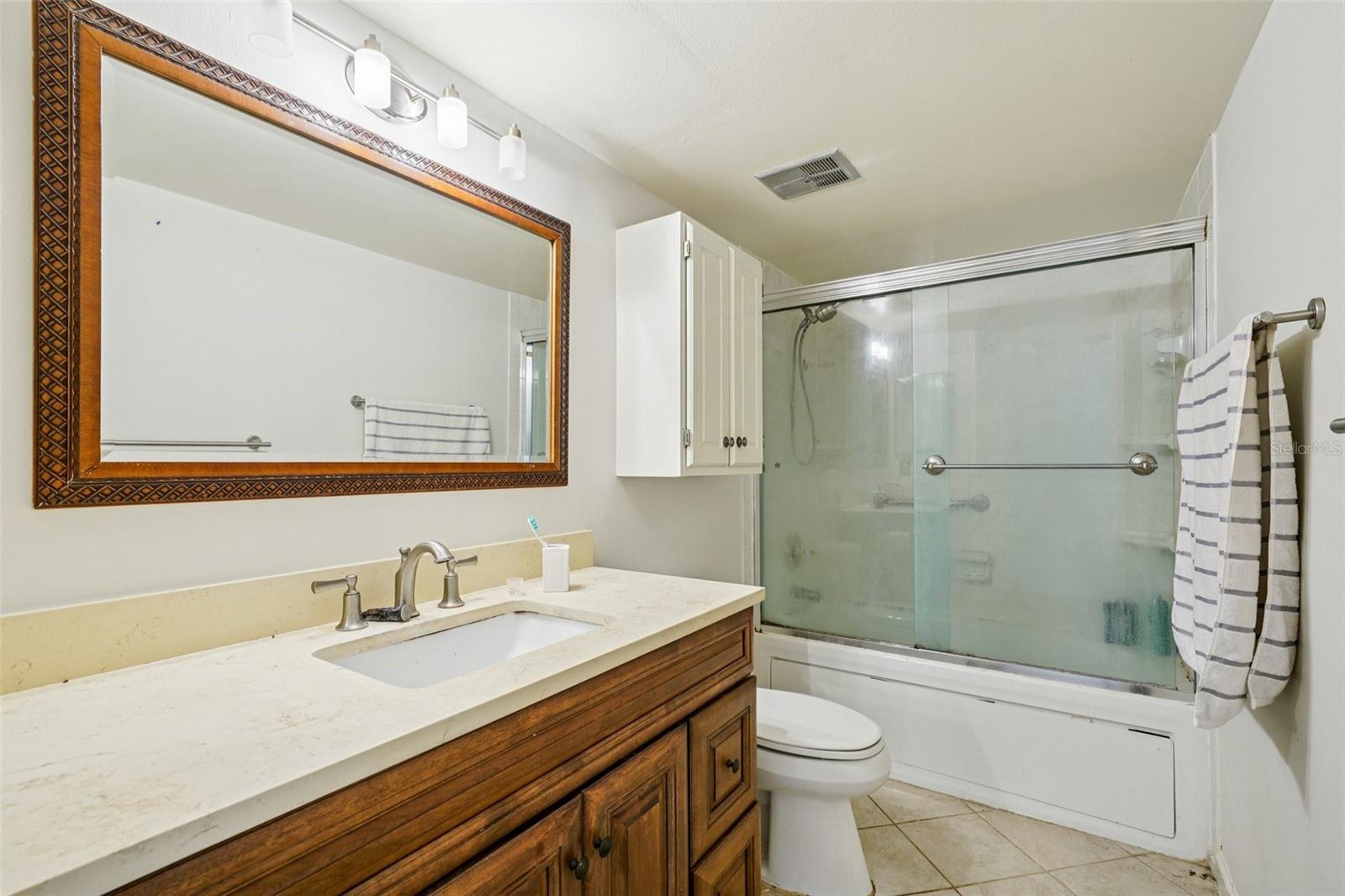 Image 17 of 25 For 2640 Cedar View Court 101c