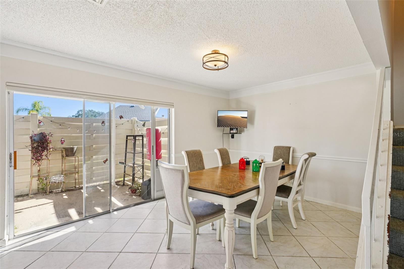 Image 6 of 25 For 2640 Cedar View Court 101c