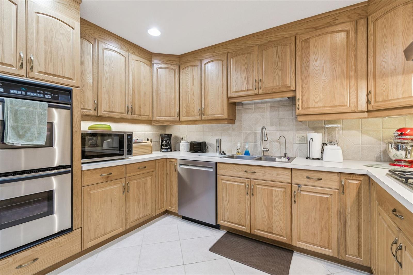 Image 19 of 83 For 12946 88th Avenue