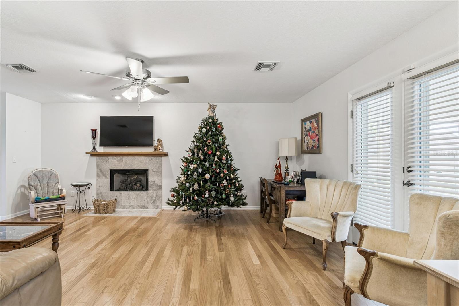 Image 23 of 83 For 12946 88th Avenue