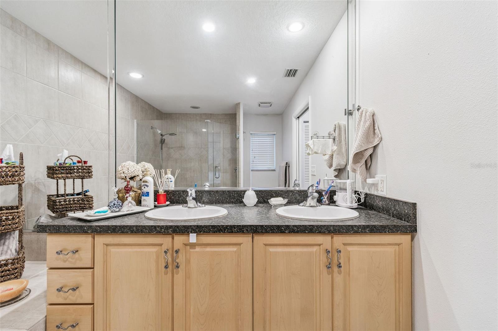 Image 40 of 83 For 12946 88th Avenue