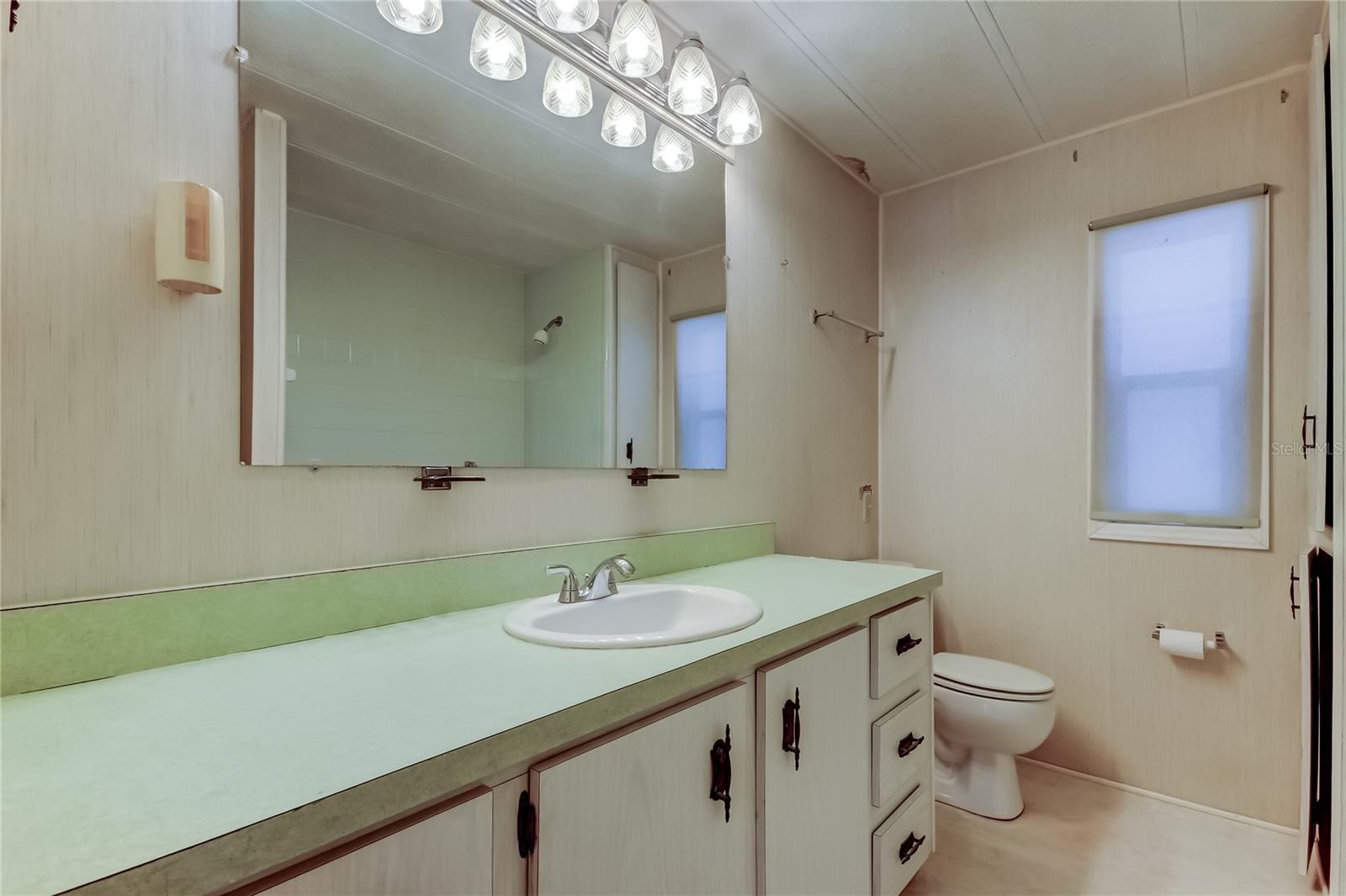 Image 16 of 37 For 34704 Morning Glory Glen