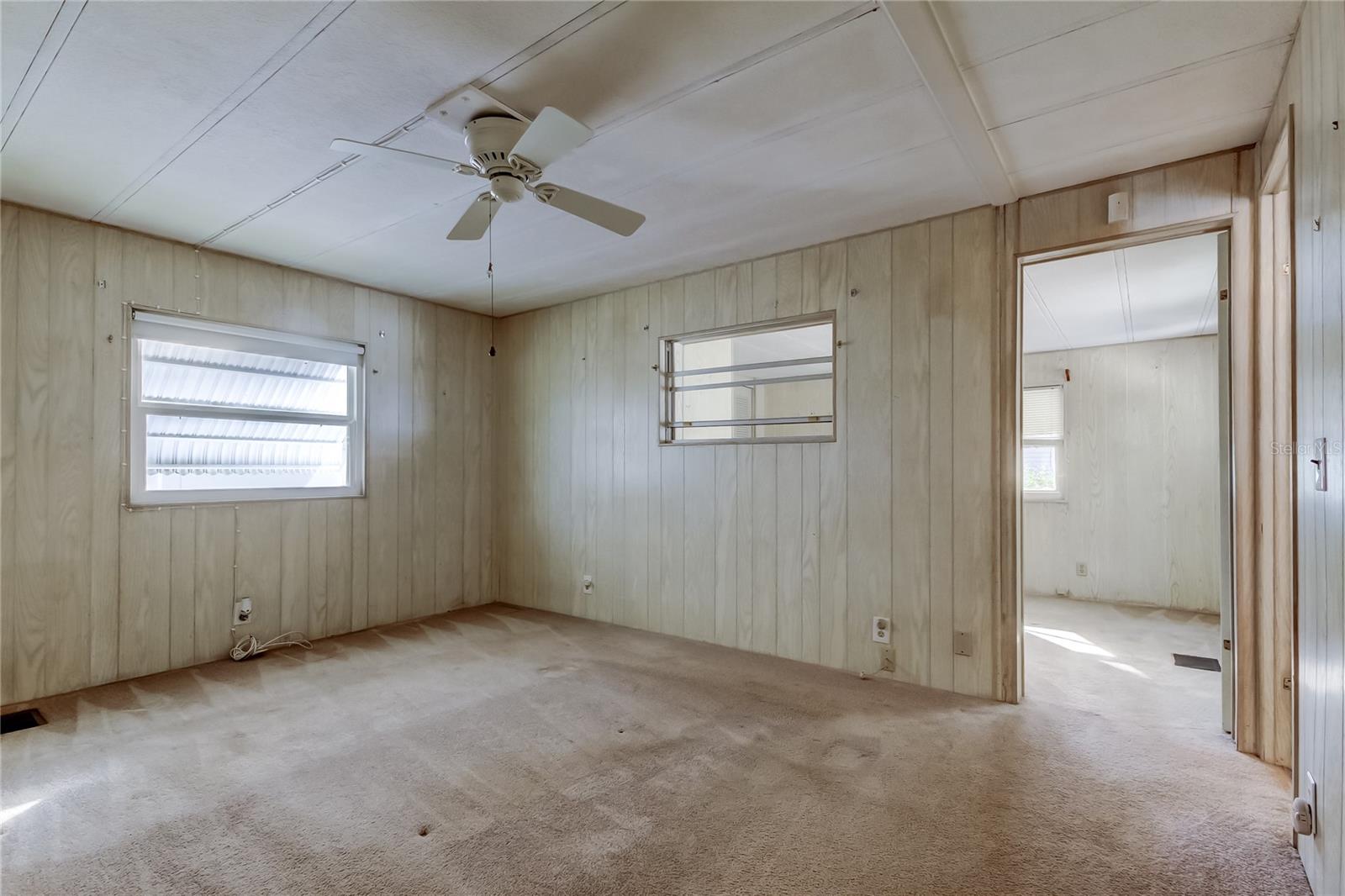 Image 18 of 37 For 34704 Morning Glory Glen