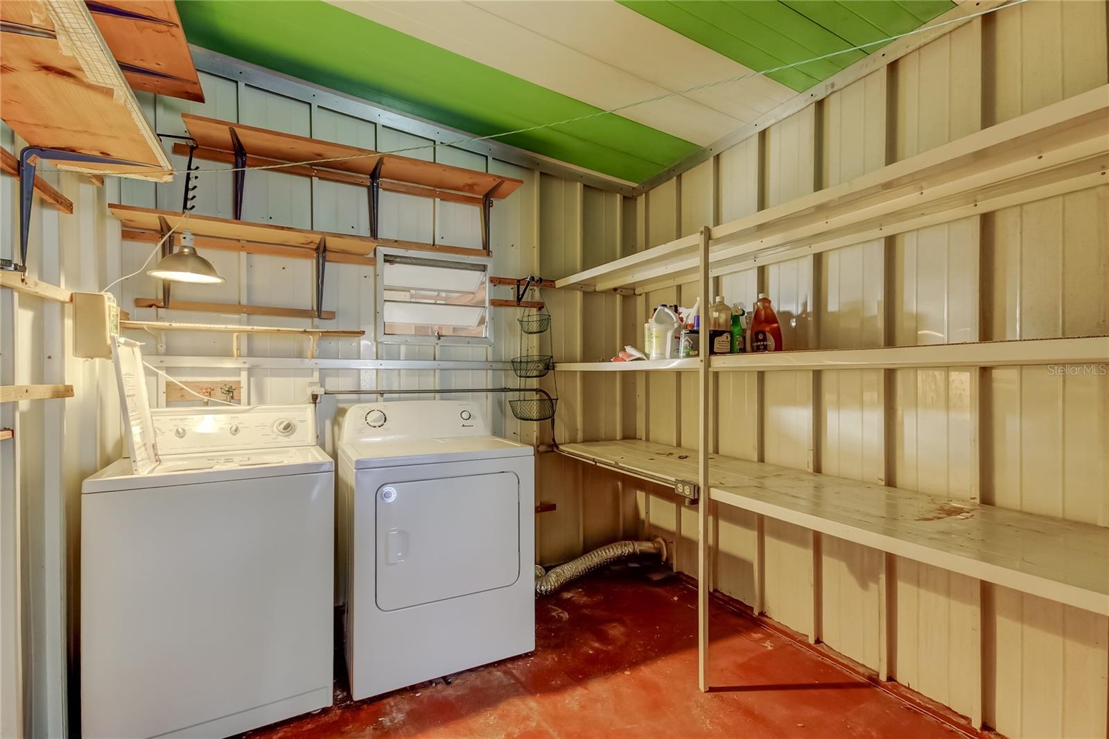 Image 24 of 37 For 34704 Morning Glory Glen